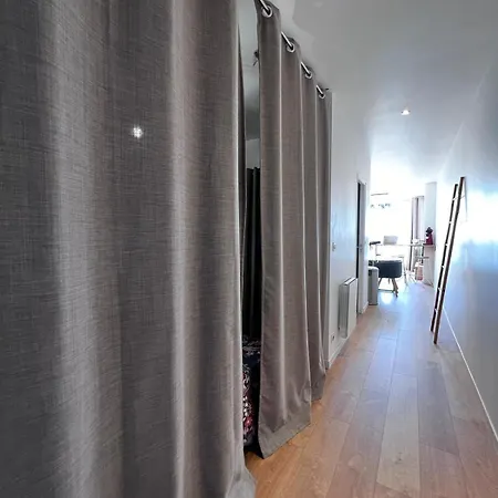 Apartman Cap Esterel, T2 Pour 4 Voyageurs, Vue Mer, Parking Et Piscine *